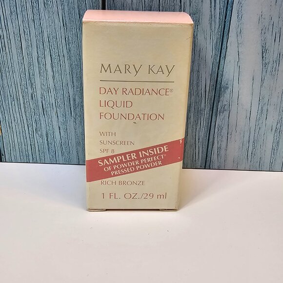 Mary Kay‎ Day Radiance Liquid Foundation - Rich Bronze  #5736 - NIB Old Stock - Picture 5 of 8